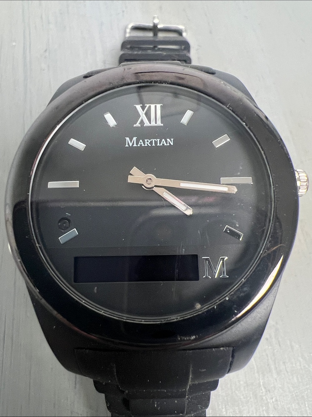 Martian Notifier Black Hybrid Smartwatch - Black. California USA